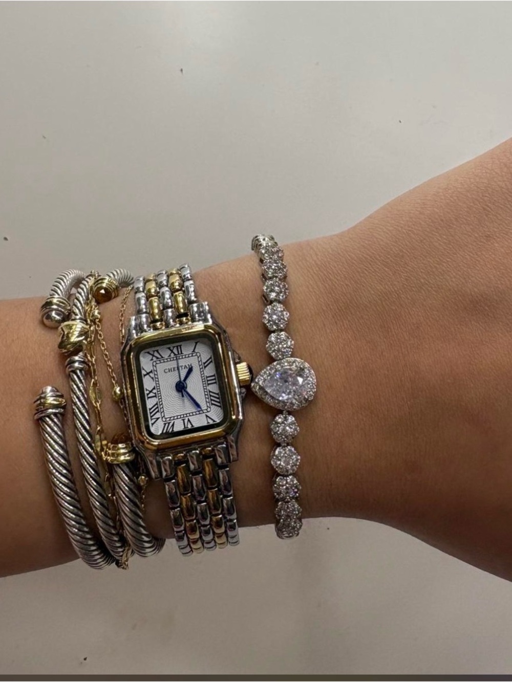Diamond tennis bracelet